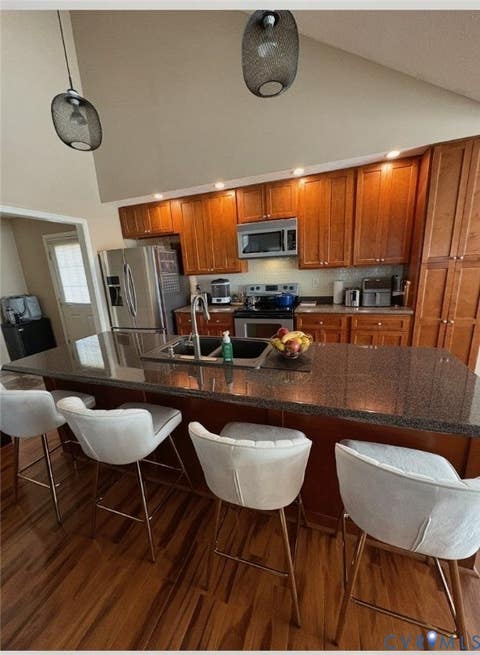 Tiny photo for 304 Warren Avenue, Abingdon, VA 24501 (MLS # 2620244)