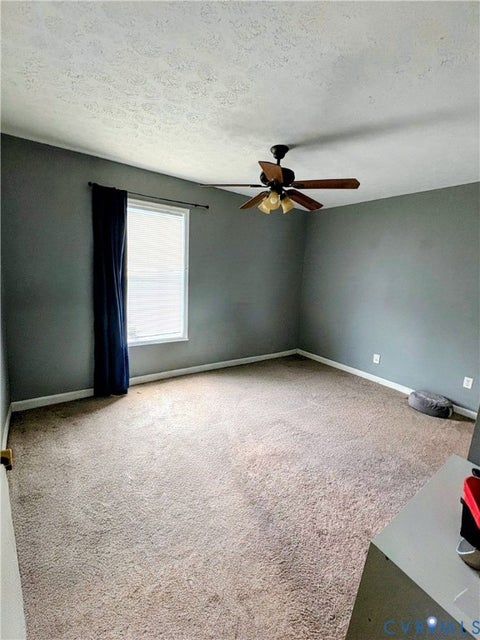 Tiny photo for 304 Warren Avenue, Lynchburg, VA 24501 (MLS # 2620244)