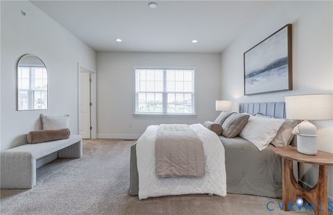 Tiny photo for 2006 Libbie Lake West Street #B, Henrico, VA 23230 (MLS # 2524768)