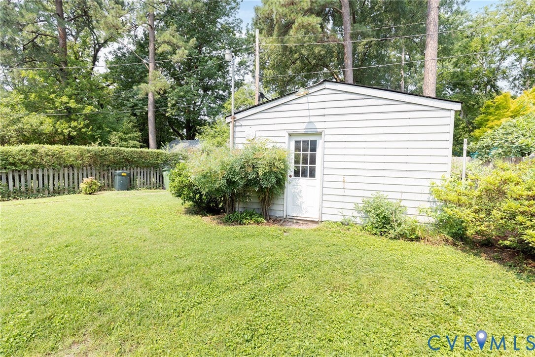 1504 Cedar Lane