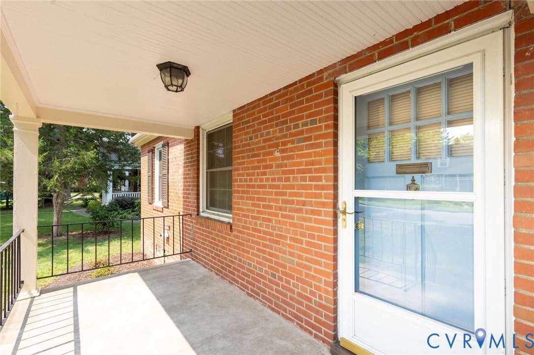 1504 Cedar Lane