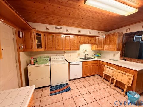 Tiny photo for 128 S 12th Avenue, Hopewell, VA 23860 (MLS # 2609472)