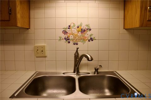 Tiny photo for 128 S 12th Avenue, Hopewell, VA 23860 (MLS # 2609472)