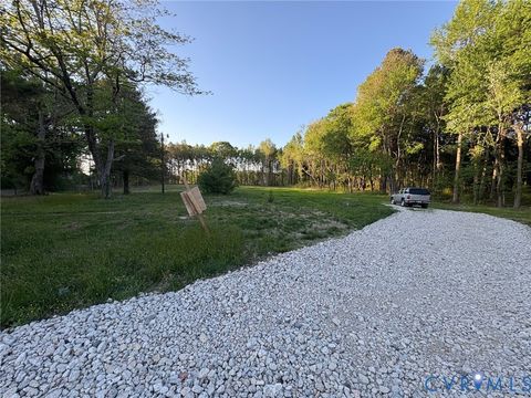 Tiny photo for 164 Summer Lane, Shacklefords, VA 23110 (MLS # 2610347)