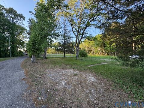 Tiny photo for 164 Summer Lane, Shacklefords, VA 23110 (MLS # 2610347)
