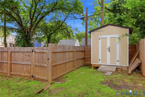 Tiny photo for 2013 Fairfax Avenue, Richmond, VA 23224 (MLS # 2619328)