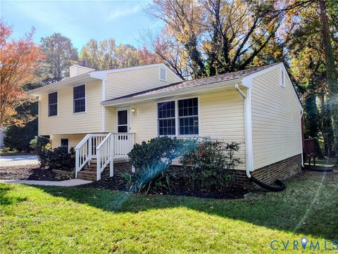 Tiny photo for 9501 Kennesaw Road, North Chesterfield, VA 23236 (MLS # 2529946)