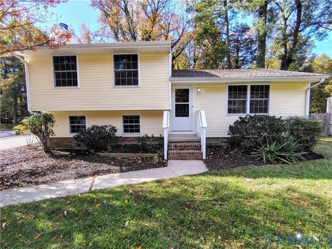 Photo of 9501 Kennesaw Road, North Chesterfield, VA 23236 (MLS # 2529946)