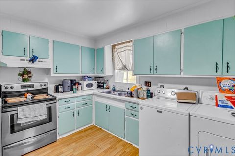 Tiny photo for 227 Sunny Bank Road, Reedville, VA 22539 (MLS # 2607378)