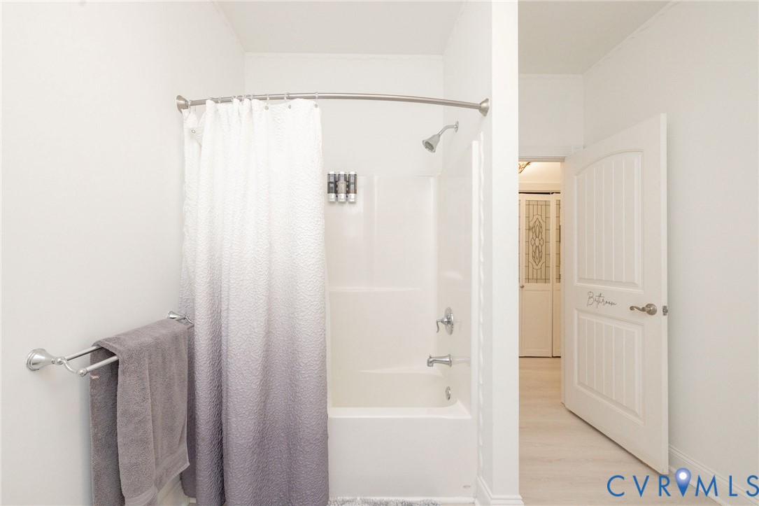 Louisa, Virginia 23093, United States, 3 Bedrooms Bedrooms, ,3 BathroomsBathrooms,Residential,Active,229130