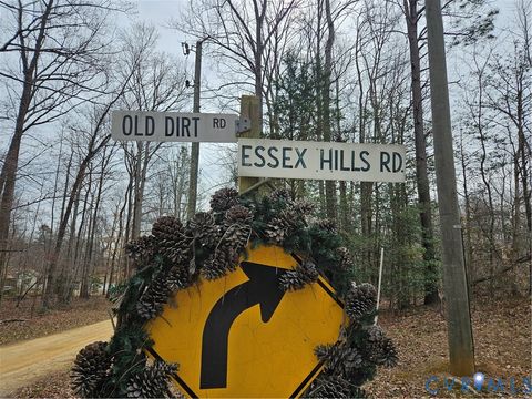 Photo of 9905 Old Dirt Road, New Kent, VA 23124 (MLS # 2605915)