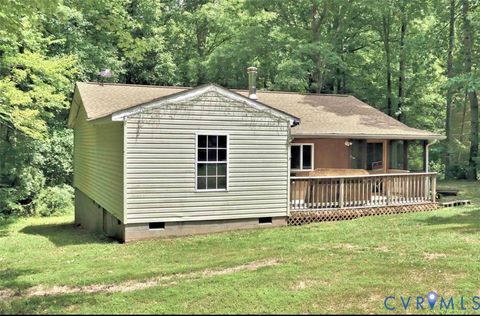 Photo of 1808 Gardners Road, Louisa, VA 23117 (MLS # 2600217)