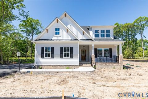 Photo of 110 Logan Way Ln, Tappahannock, VA 22560 (MLS # 2600597)