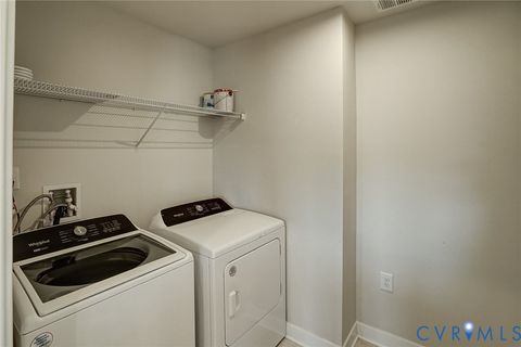 Tiny photo for 7571 Southamptonshire Way, New Kent, VA 23124 (MLS # 2530545)