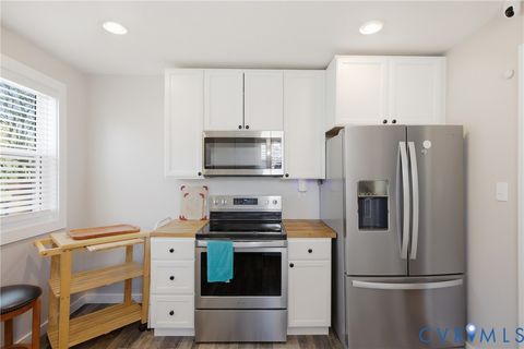 Tiny photo for 1016 Crafton Lane, Richmond, VA 23222 (MLS # 2606647)