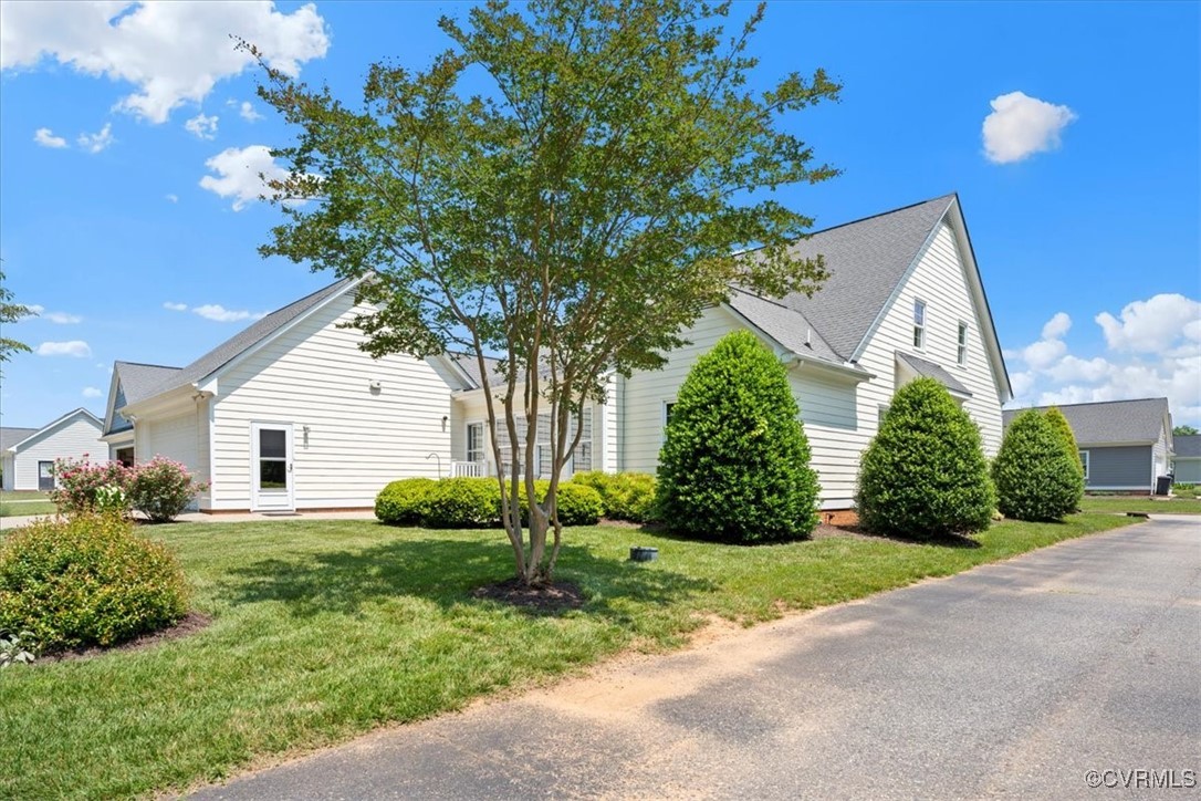 3879 Grove Tavern Lane
