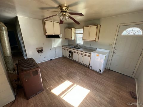 Tiny photo for 2502 Dry Bread Road, Emporia, VA 23847 (MLS # 2507456)