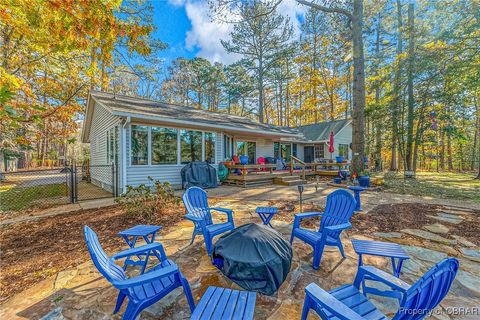 A home in Mathews