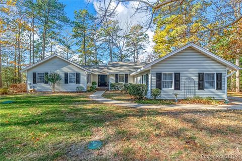 A home in Mathews