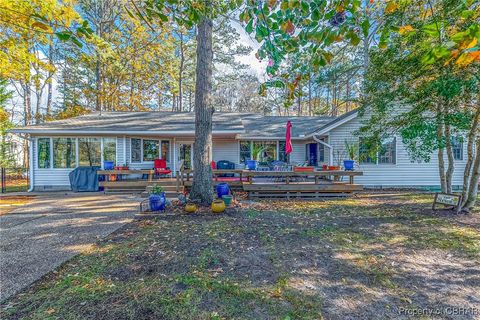 A home in Mathews