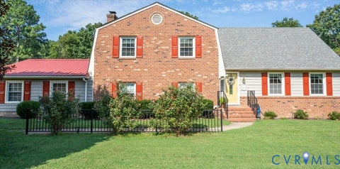 Photo of 10712 Lunswood Road, Chester, VA 23831 (MLS # 2623591)