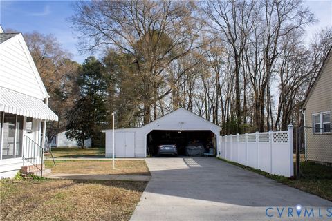 Tiny photo for 141 Bank Street, Waverly, VA 23890 (MLS # 2600189)