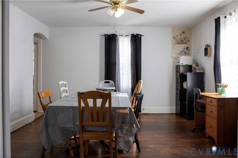 Tiny photo for 141 Bank Street, Waverly, VA 23890 (MLS # 2600189)