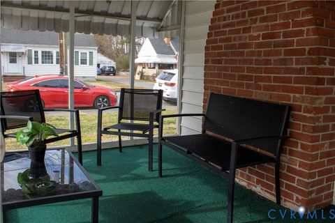 Tiny photo for 141 Bank Street, Waverly, VA 23890 (MLS # 2600189)