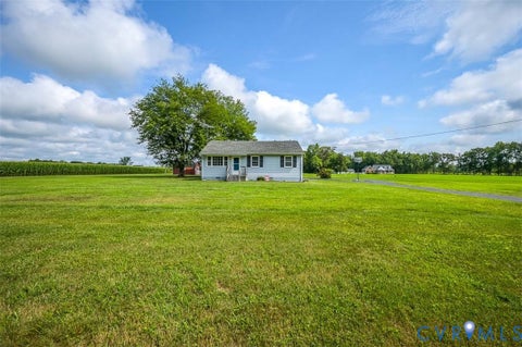 Tiny photo for 581 Smokey Road, Aylett, VA 23009 (MLS # 2618479)
