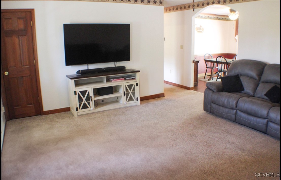 1769 poplar lawn