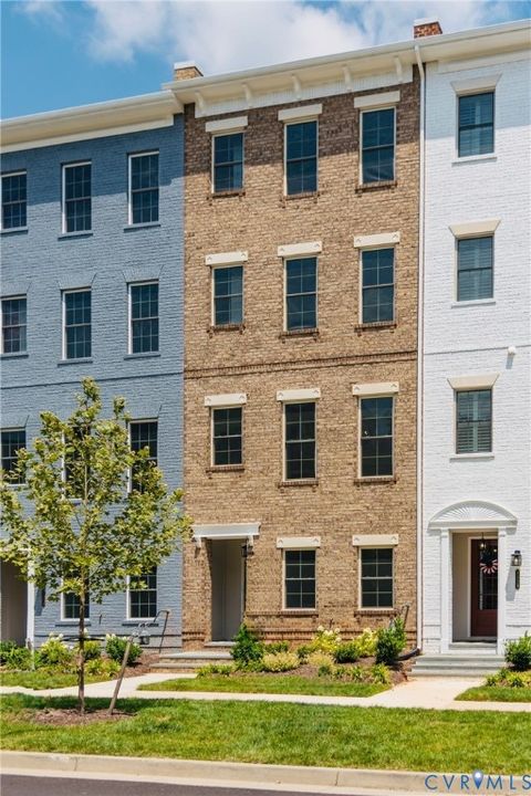 Photo of 10 E Cary Street, Richmond, VA 23219 (MLS # 2605198)