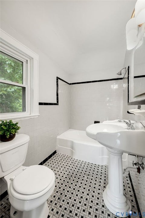 Tiny photo for 602 N 39th Street, Richmond, VA 23223 (MLS # 2628786)