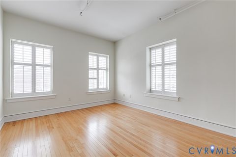 Tiny photo for 1205 E Main Street #U4R-W, Richmond, VA 23219 (MLS # 2602876)