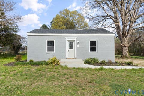 Photo of 8464 Shady Grove Road, Mechanicsville, VA 23116 (MLS # 2621934)