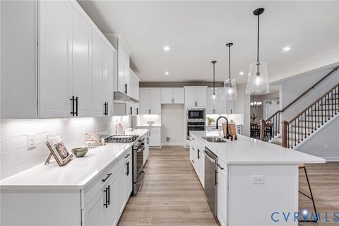 Tiny photo for 18724 Holly Crest Drive, Moseley, VA 23120 (MLS # 2603922)