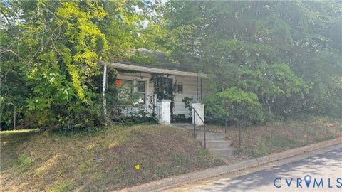 Photo of 129 Lincoln Street, Daleville, VA 24541 (MLS # 2625203)
