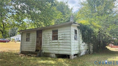Tiny photo for 129 Lincoln Street, Daleville, VA 24541 (MLS # 2625203)