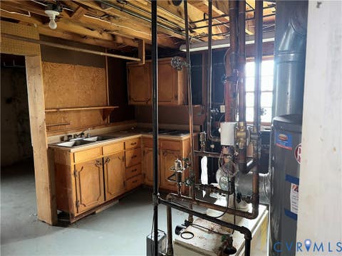 Tiny photo for 865 Olney Road, Vinton, VA 24179 (MLS # 2623431)