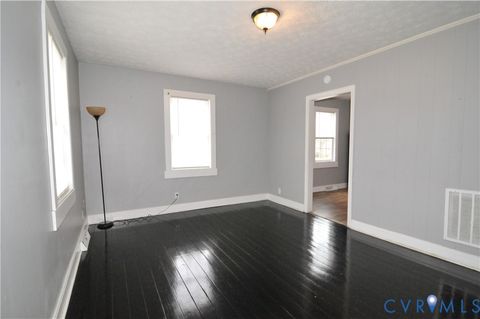 Tiny photo for 817 Arlington Street, Petersburg, VA 23803 (MLS # 2600404)