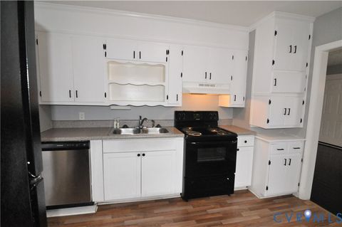 Tiny photo for 817 Arlington Street, Petersburg, VA 23803 (MLS # 2600404)