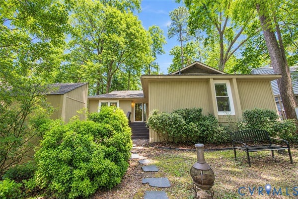 3113 THREE BRIDGES RD, MIDLOTHIAN, VA 23112 - Image 4907a9beebe02525ca5c02daad0d3e42/4117489179