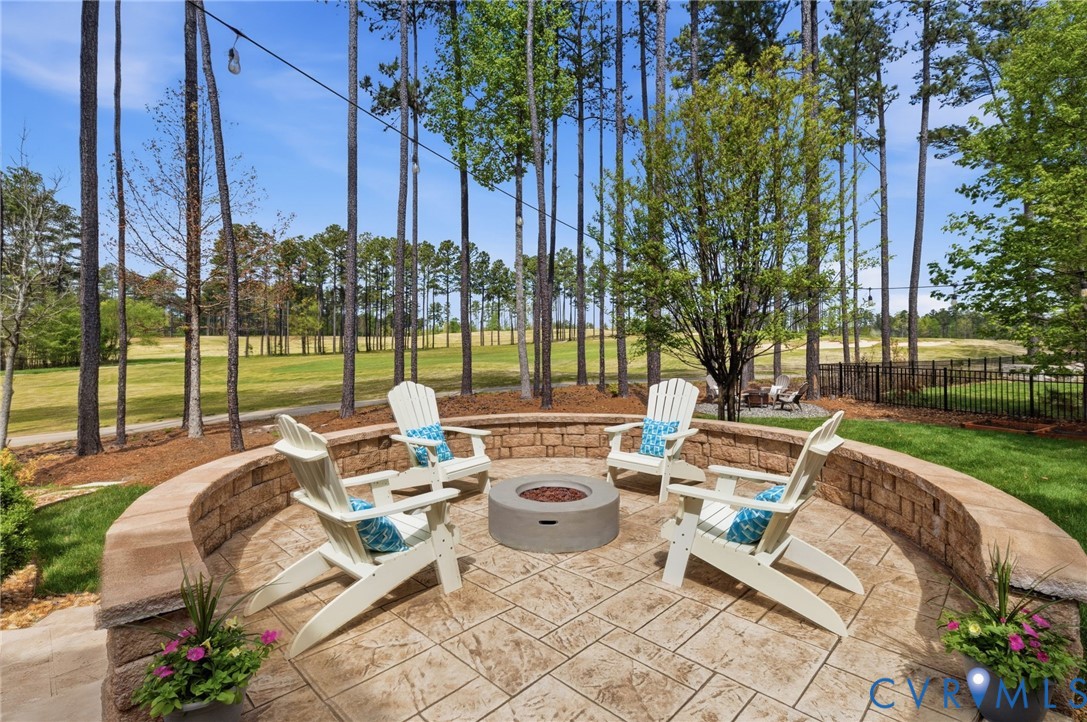 17818 Silverthread Terrace