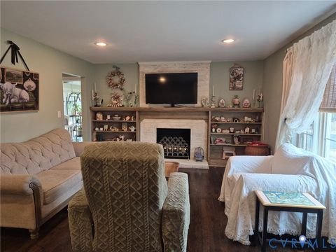 Tiny photo for 1304 Milnwood Road, Farmville, VA 23901 (MLS # 2604266)