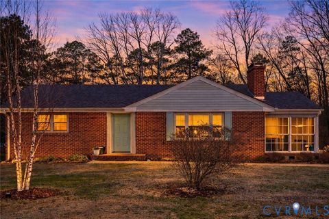 Photo of 1304 Milnwood Road, Farmville, VA 23901 (MLS # 2604266)