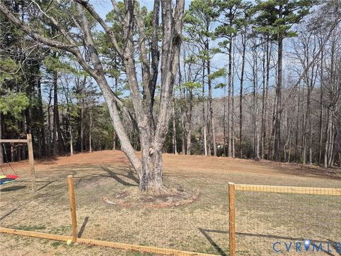 Tiny photo for 1304 Milnwood Road, Farmville, VA 23901 (MLS # 2604266)