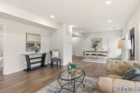 Tiny photo for 724 Wilson Street, Petersburg, VA 23803 (MLS # 2533454)