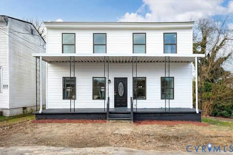 Tiny photo for 724 Wilson Street, Petersburg, VA 23803 (MLS # 2533454)