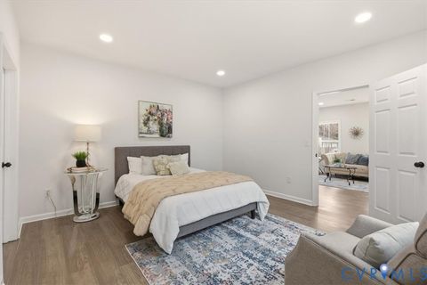 Tiny photo for 724 Wilson Street, Petersburg, VA 23803 (MLS # 2533454)