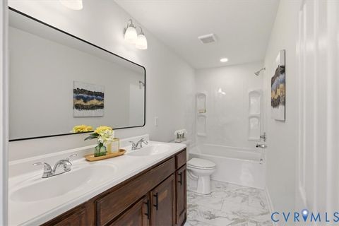 Tiny photo for 724 Wilson Street, Petersburg, VA 23803 (MLS # 2533454)