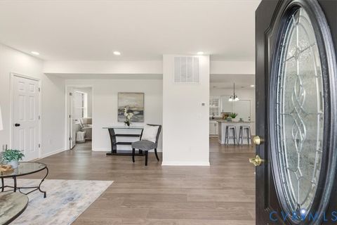 Photo of 724 Wilson Street, Petersburg, VA 23803 (MLS # 2533454)